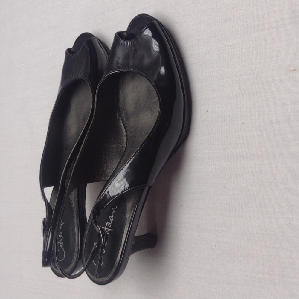 Cole haan heels - Picture 3 of 5